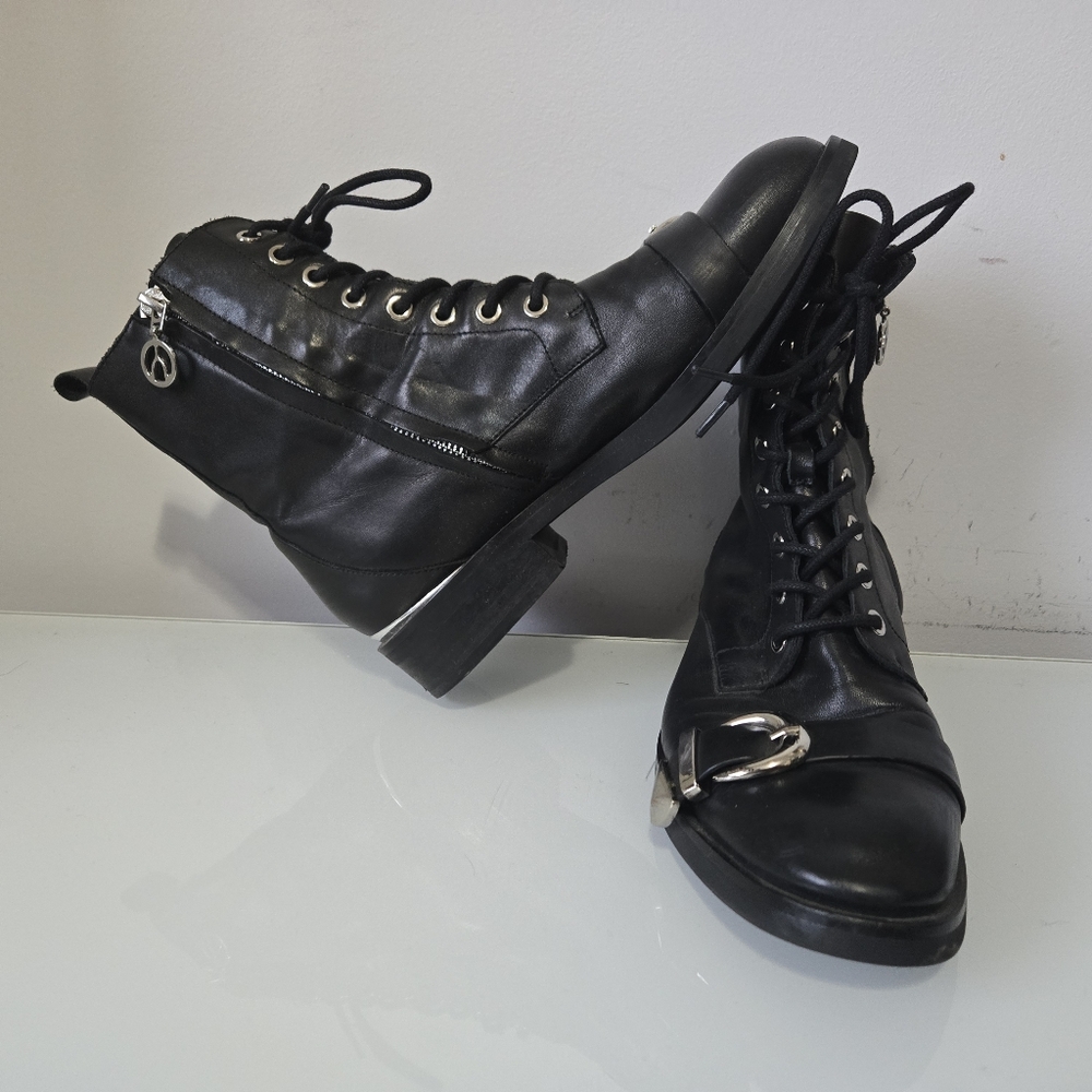 WISHBONE COLLECTION Finley Black Leather Moto Boots With Front Buckle. Size 8M